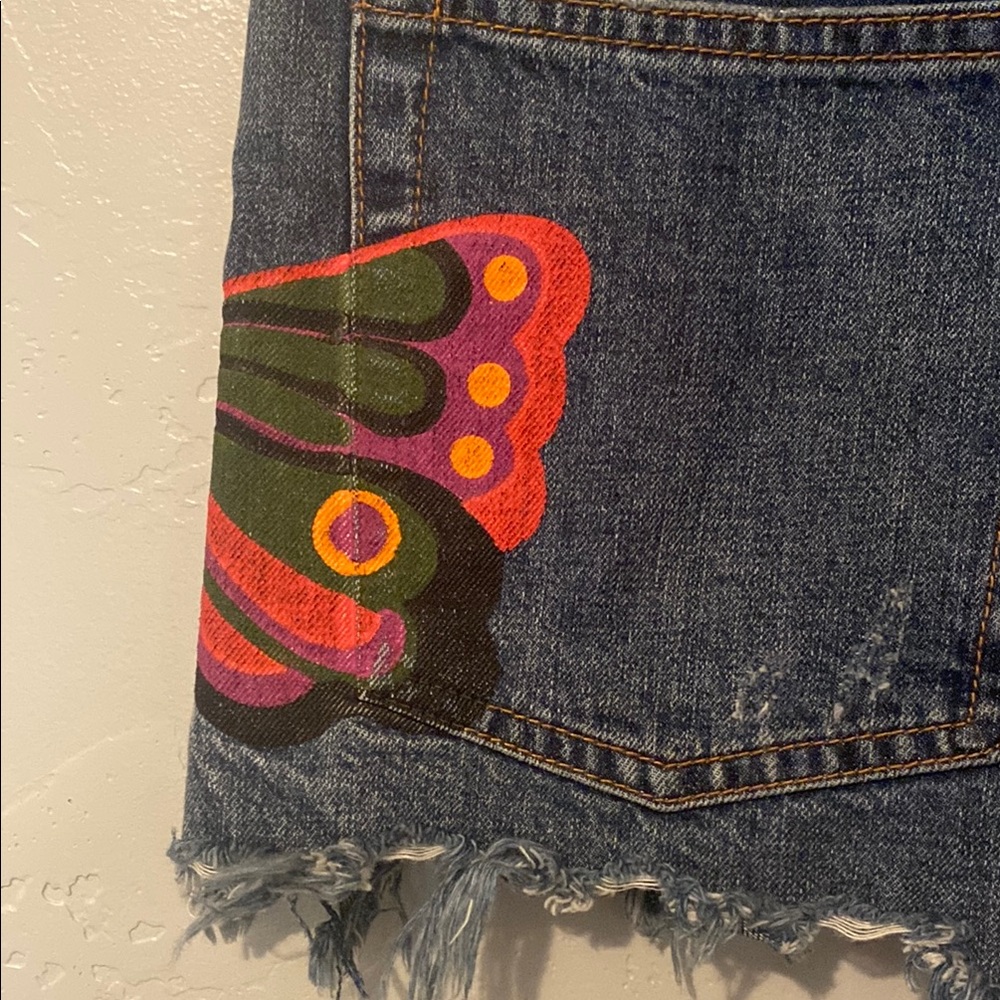 We The Free Dark Blue Jean Shorts with Colorful Painted Butterfly Woman 28 - Picture 8 of 10